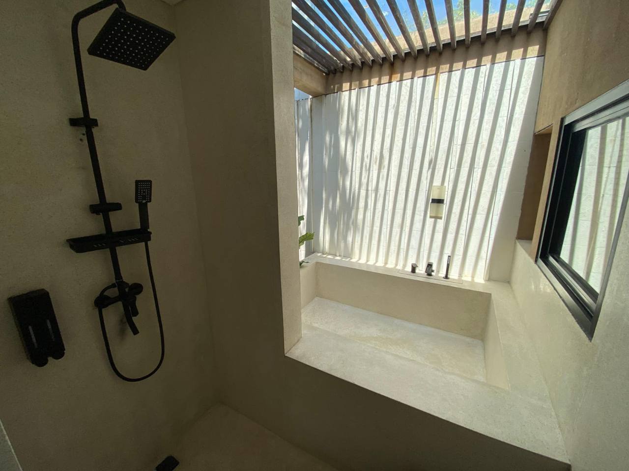 1-Bedroom Villa in Pererenan, Bali photo 7 of 7
