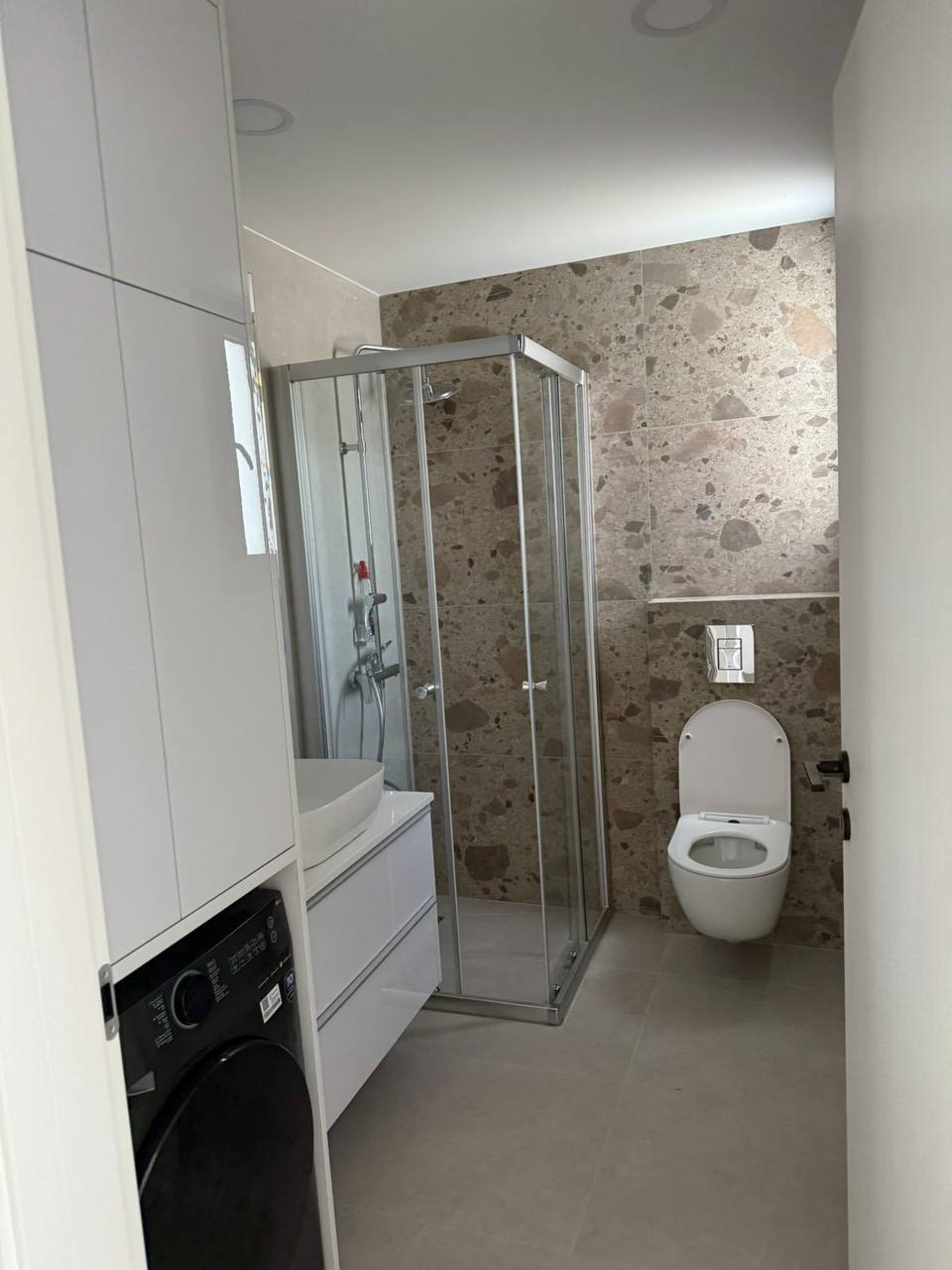 2-Bedroom Apartment in Agios Athanasios photo 3 of 4