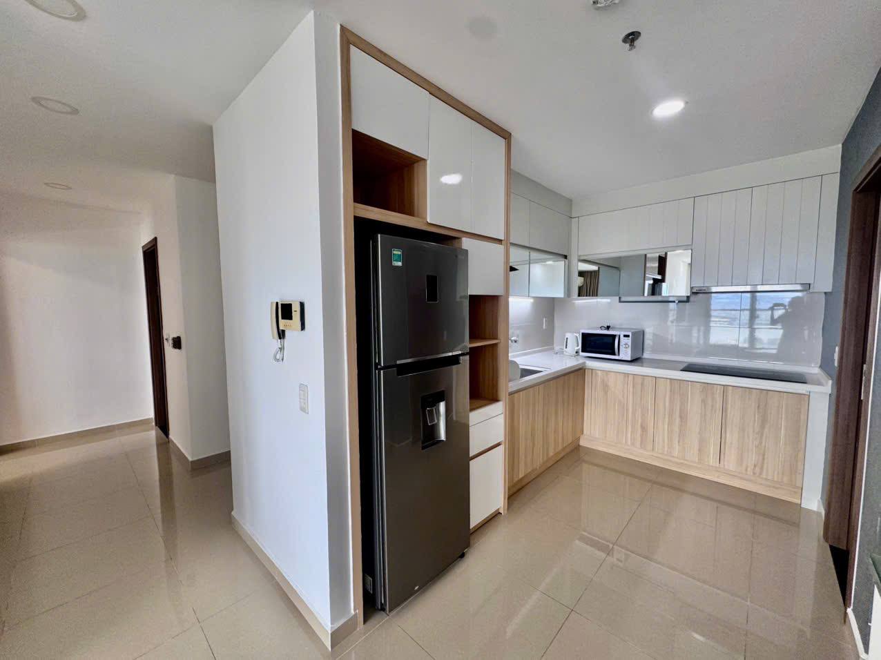 2-Bedroom Apartment at Blooming Tower photo 5 of 8