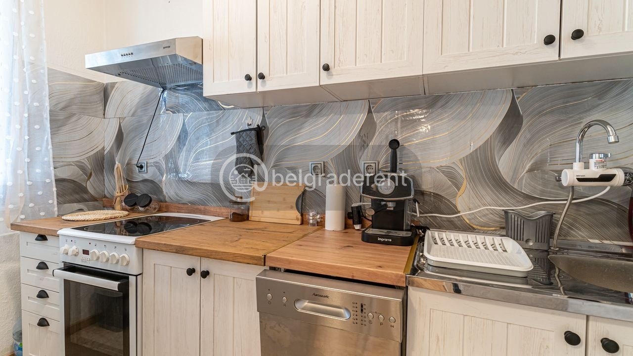 2-Bedroom Apartment in New Belgrade photo 6 of 8
