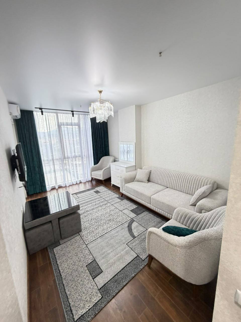 1-Bedroom Apartment on Shartava Street photo 6 of 6