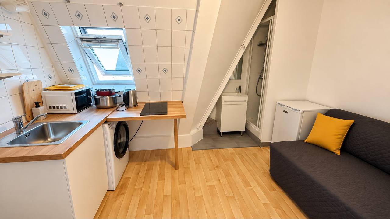 12 m² Studio in Paris 8th photo 2 of 4