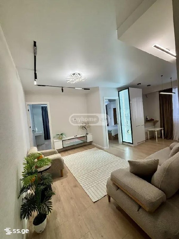 Newly Renovated 2-Bedroom Apartment in Didi Digomi photo 1 of 8