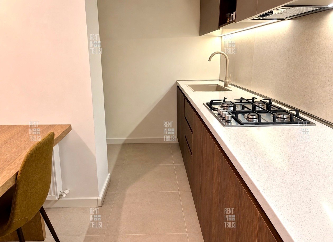 Brand-New 1-Bedroom Apartment near MᶜUniversity Metro photo 4 of 8