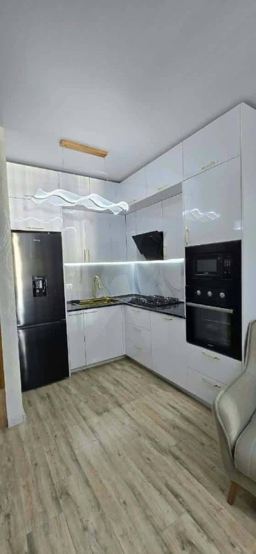 Двухкомнатная квартира с видом на море photo 4 of 6