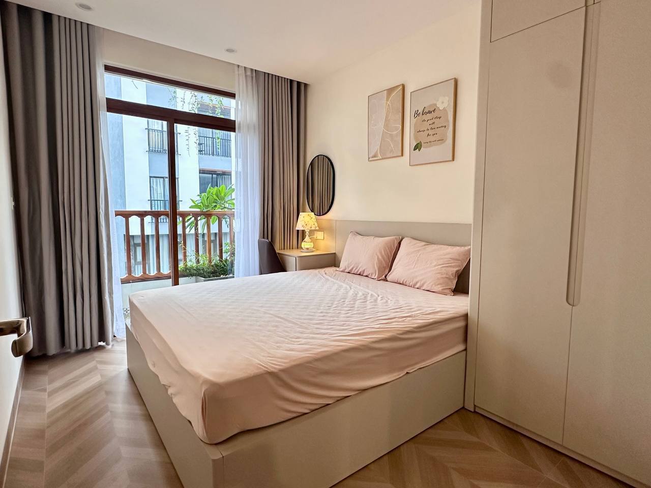 Beautiful 2-Bedroom Apartment in Khue My photo 5 of 8