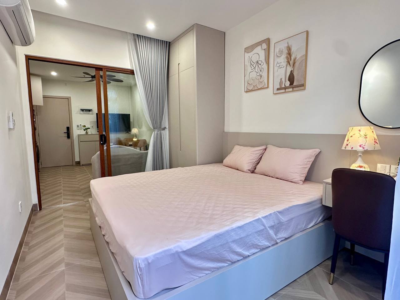 Beautiful 2-Bedroom Apartment in Khue My photo 8 of 8