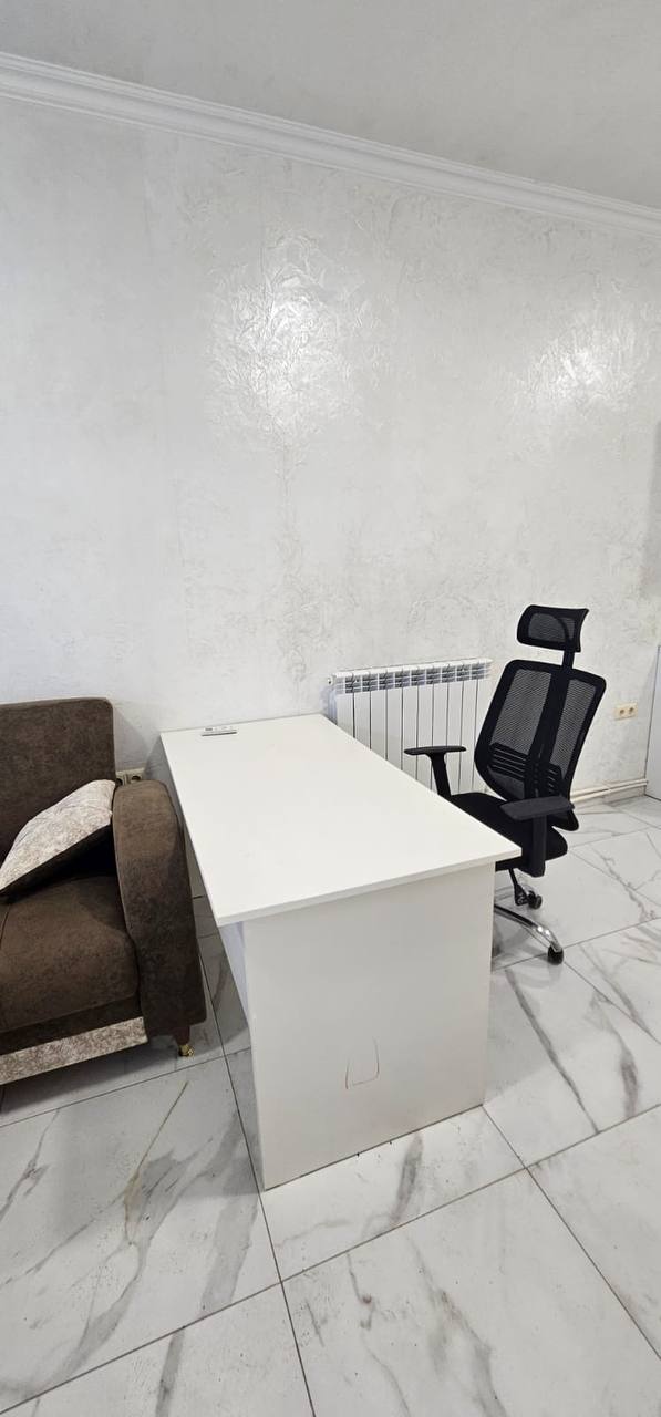 Новая студия в центре Батуми photo 6 of 8