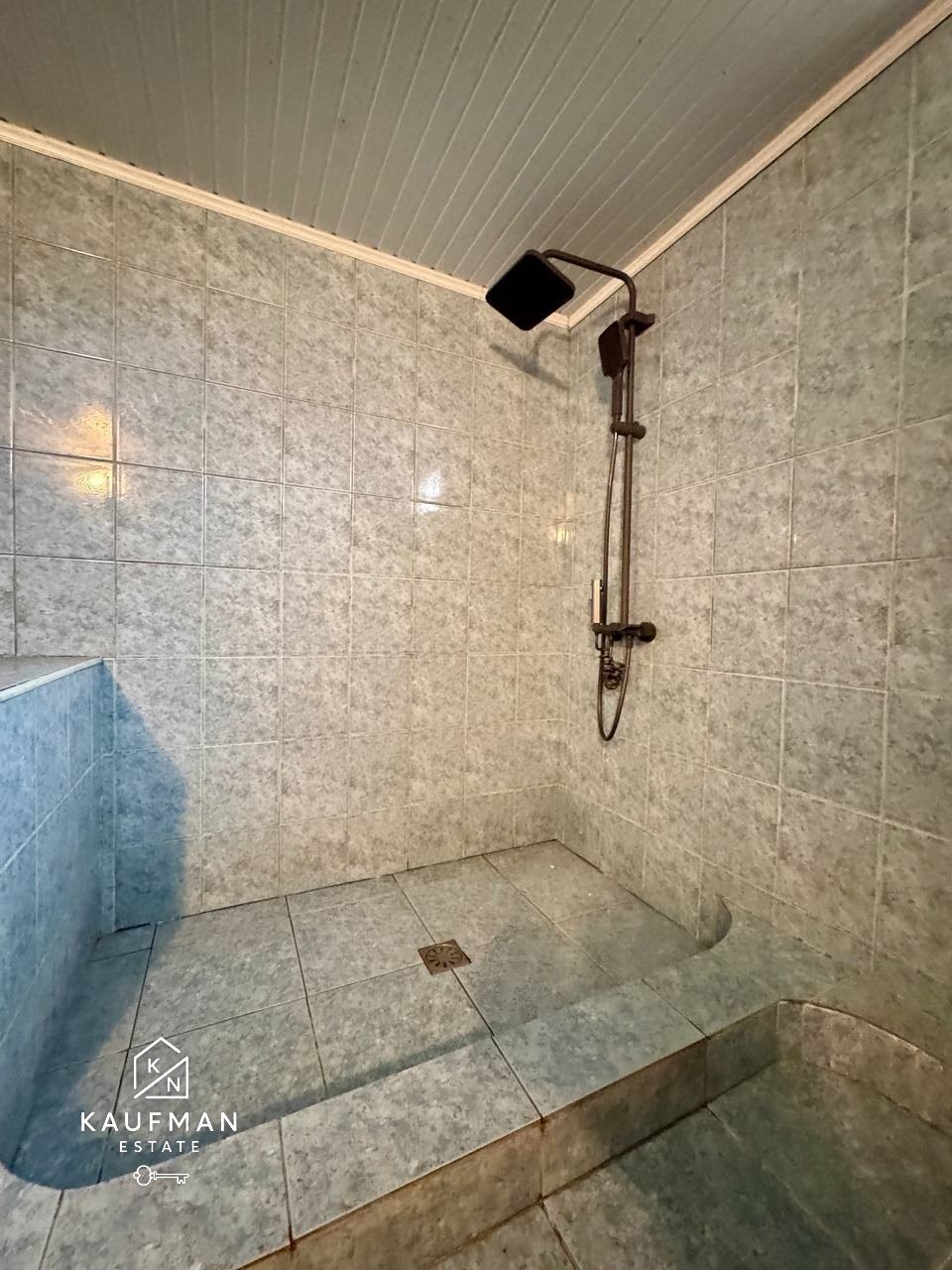 5+1 House for Rent in Batumi photo 5 of 6