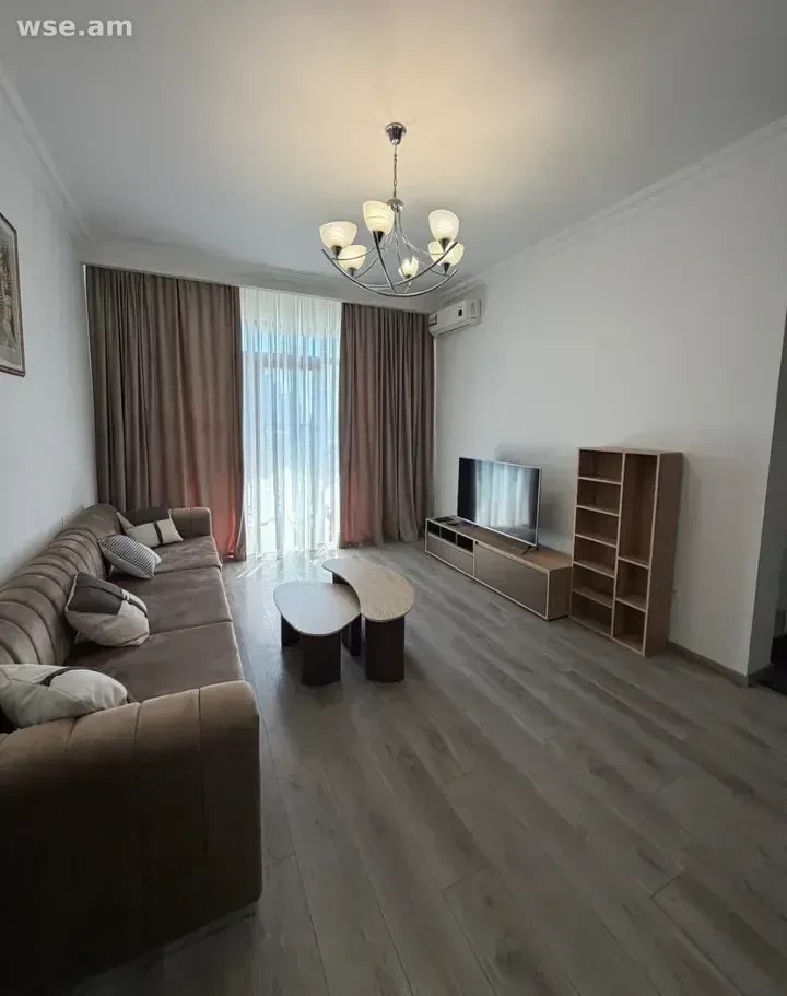 2-Room Apartment for Long-Term Rent in Davtashen photo 1 of 8