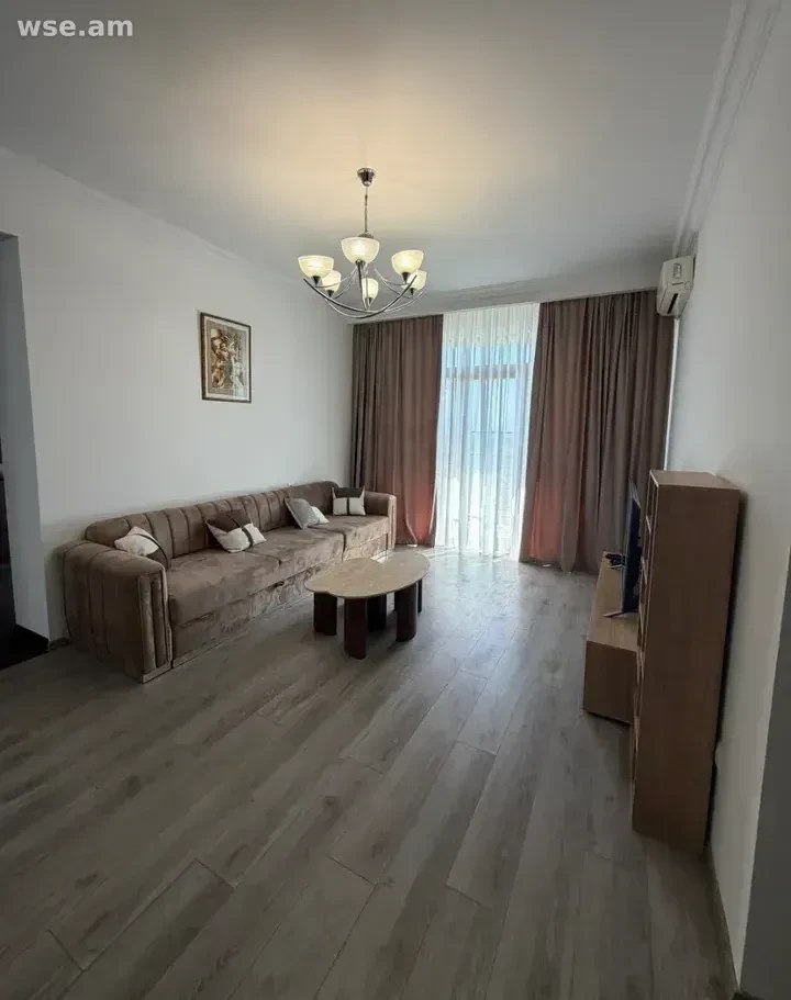 2-Room Apartment for Long-Term Rent in Davtashen photo 2 of 8