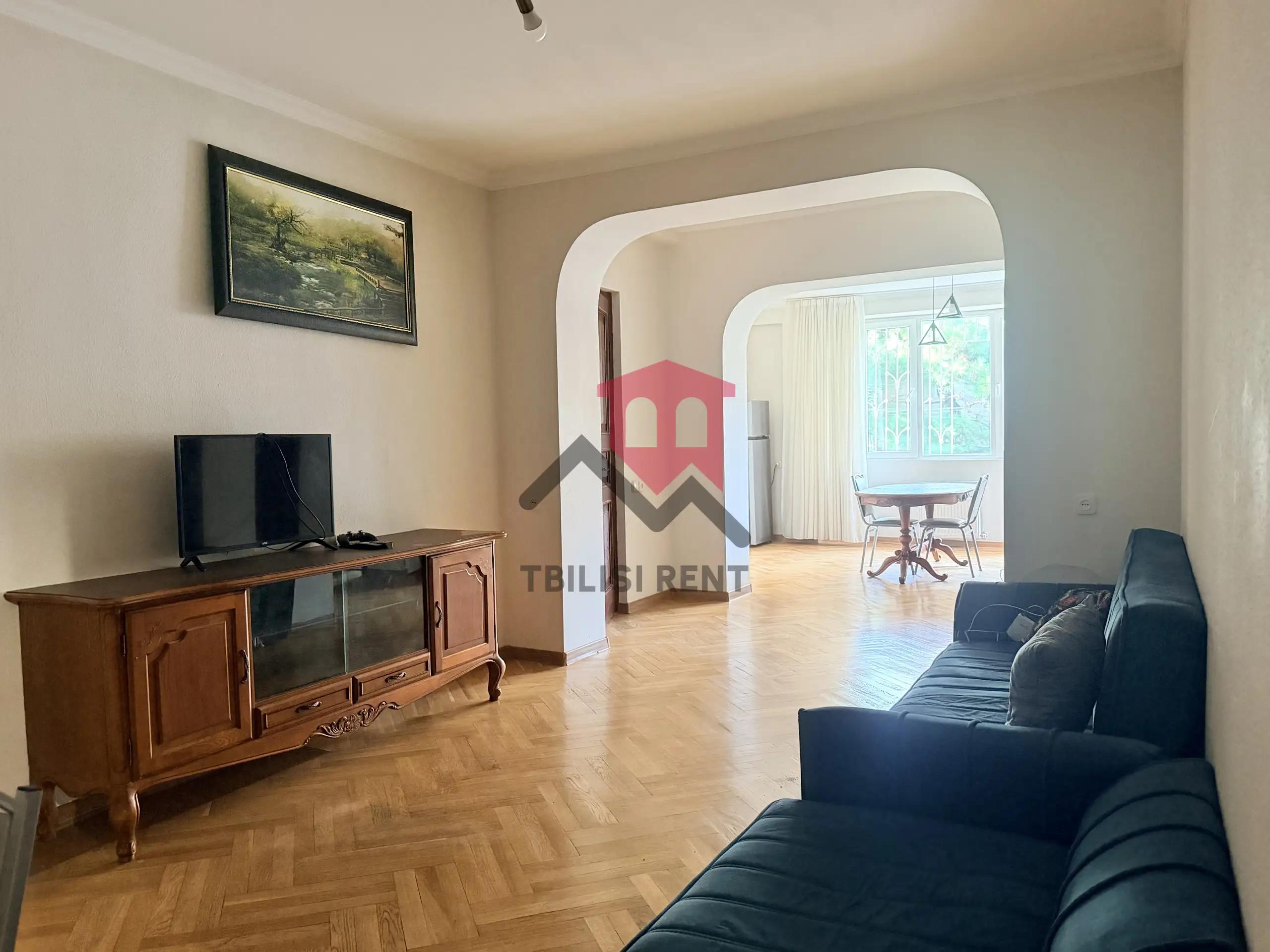 Spacious 3-Bedroom Apartment in Saburtalo photo 7 of 8