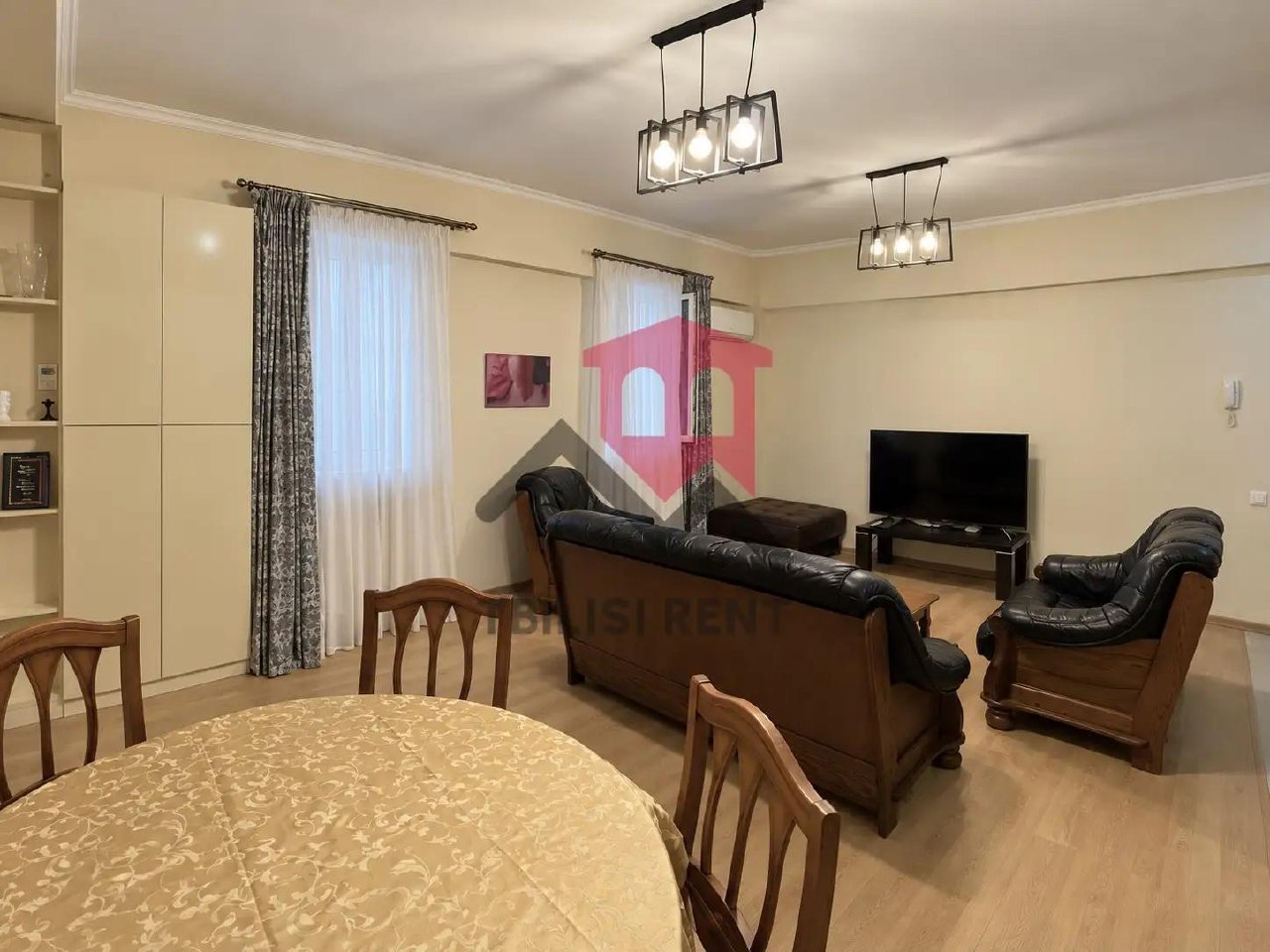 Spacious One-Bedroom Apartment in Vake photo 2 of 8