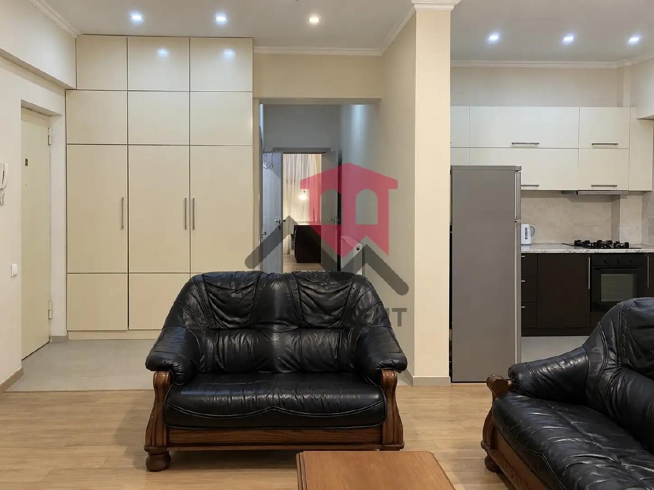 Spacious One-Bedroom Apartment in Vake photo 6 of 8