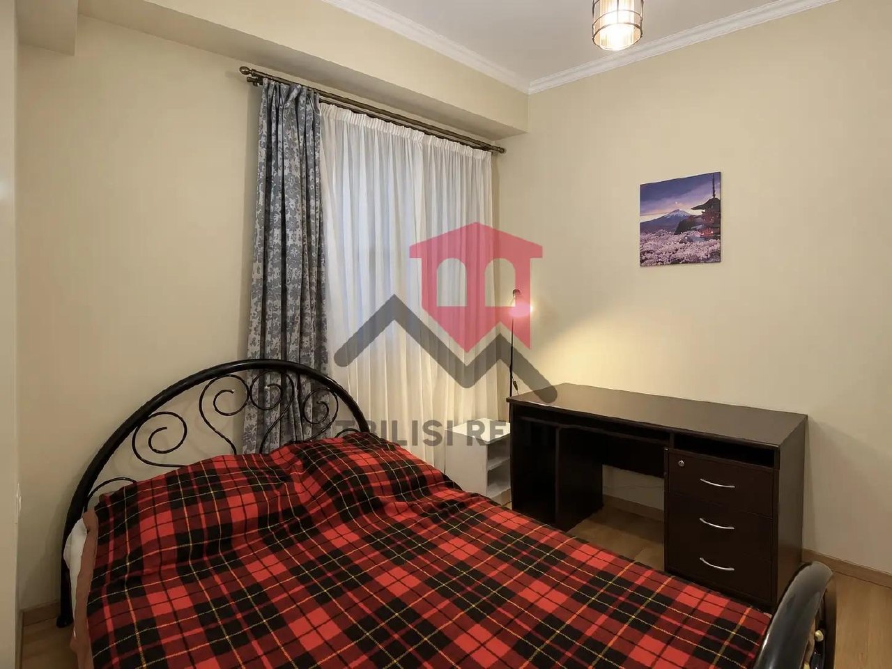 Spacious One-Bedroom Apartment in Vake photo 7 of 8