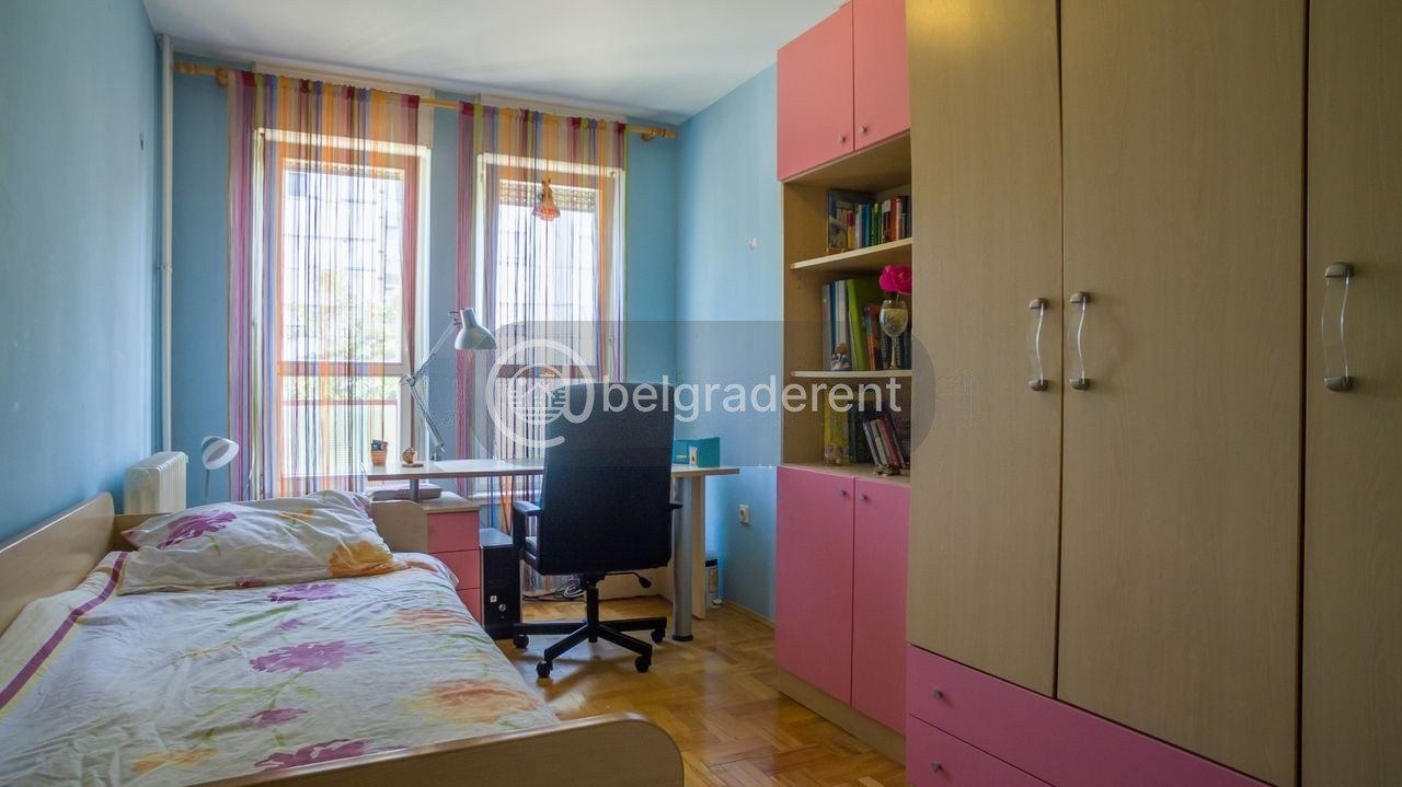 Two-Bedroom Apartment in Vračar photo 7 of 8
