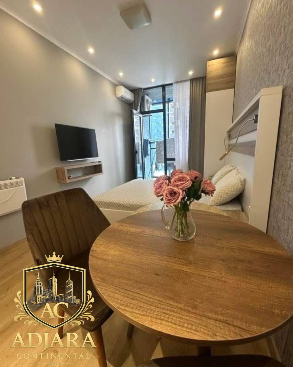 Studio Apartment on Shartava Street photo 2 of 5