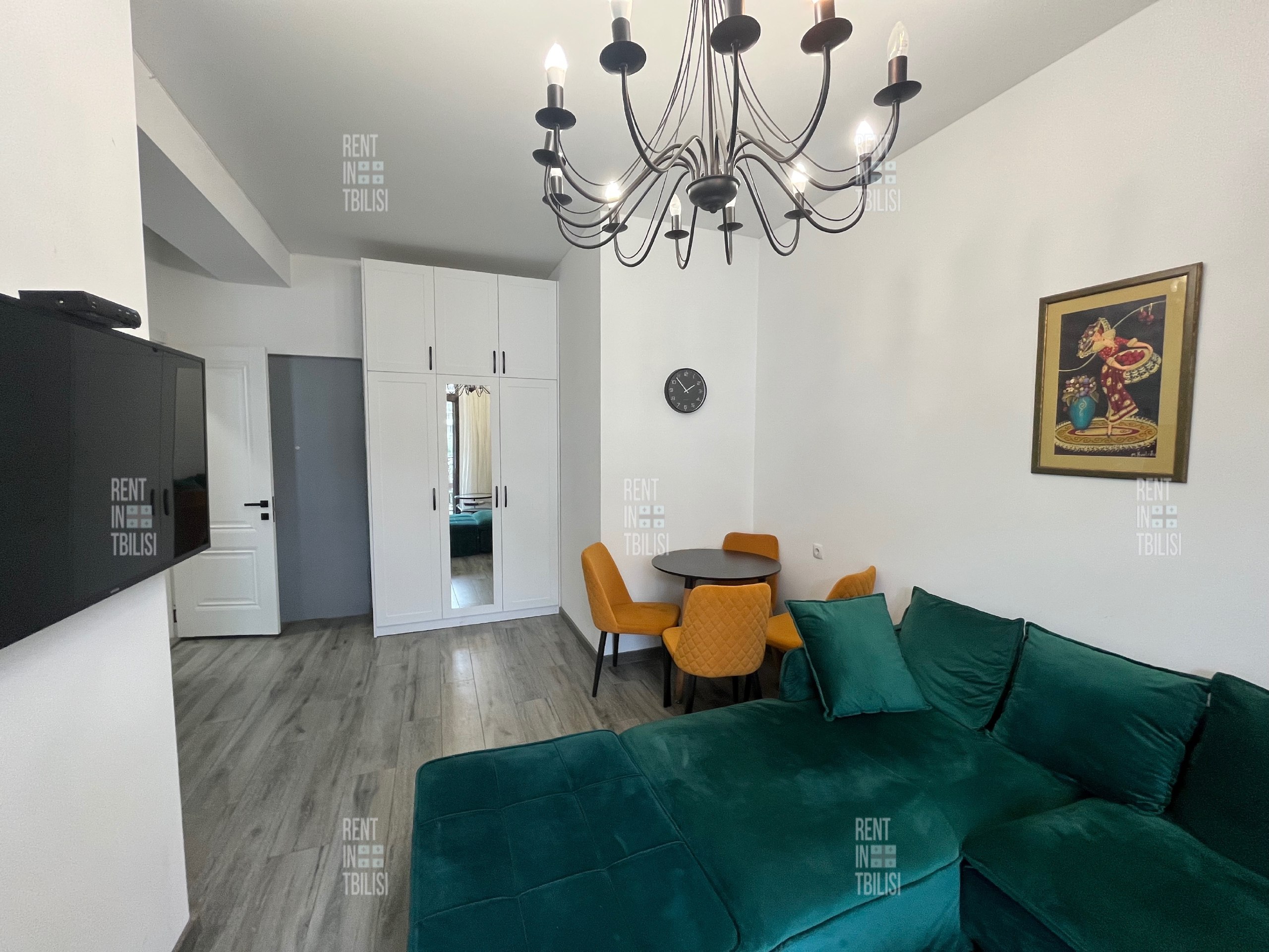 One-Bedroom Apartment in Vake photo 2 of 8