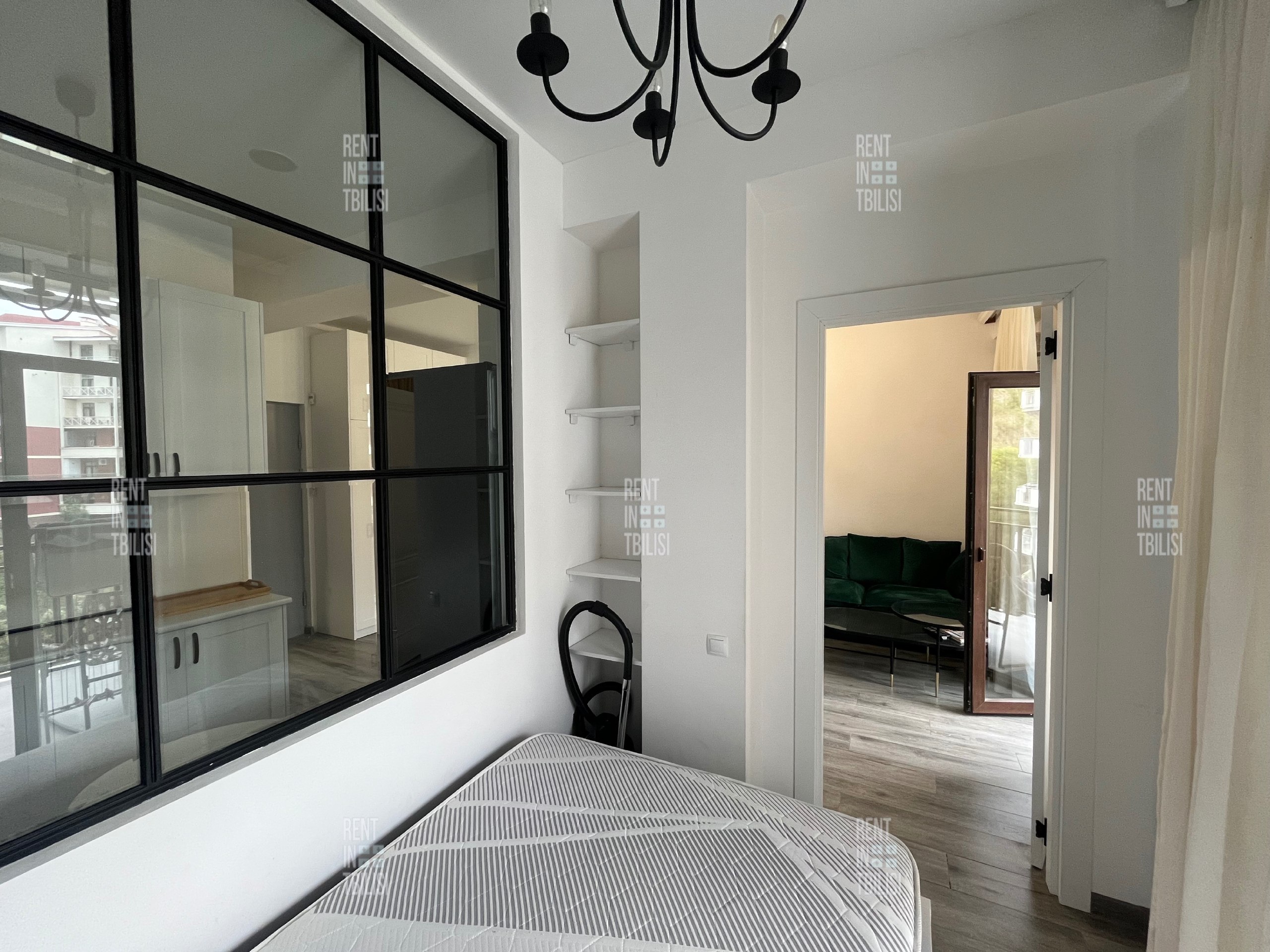 One-Bedroom Apartment in Vake photo 4 of 8