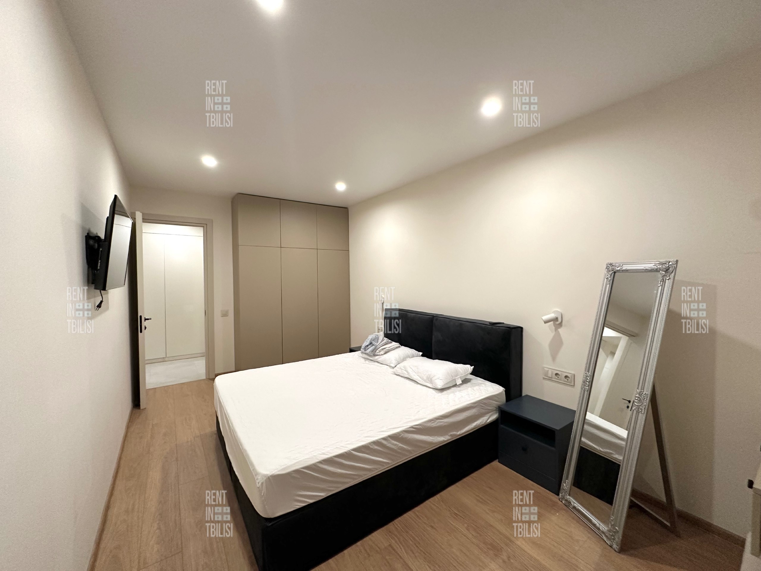 2-Bedroom Apartment in Saburtalo photo 6 of 8