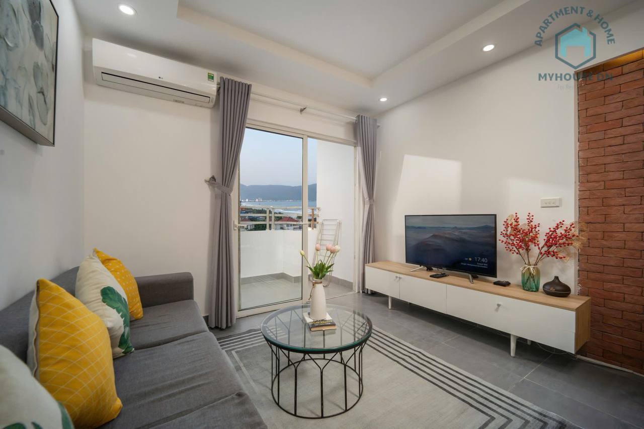 2-Bedroom Sea-View Apartment in My An photo 4 of 8