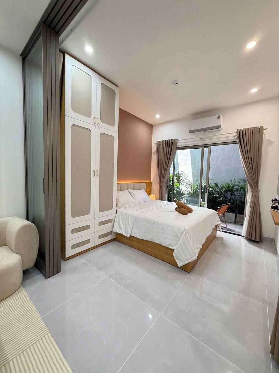 1-Bedroom Apartment in Son Tra photo 5 of 8