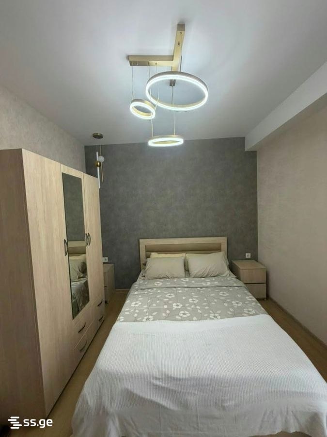 3-Bedroom Apartment in Isani photo 7 of 8