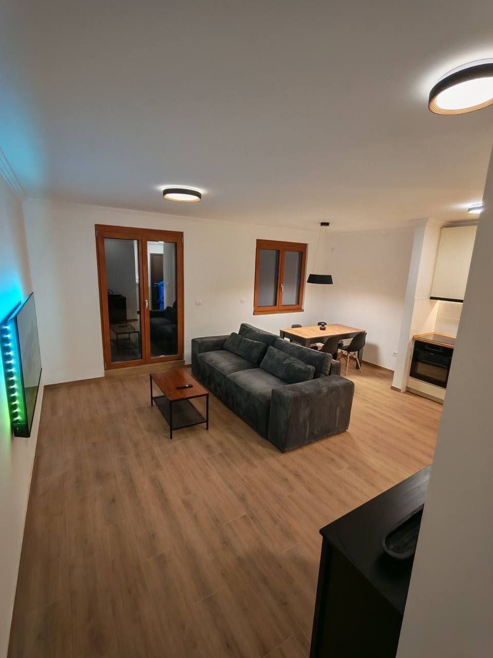 Three-Room Apartment with Parking in Vozdovac photo 1 of 8