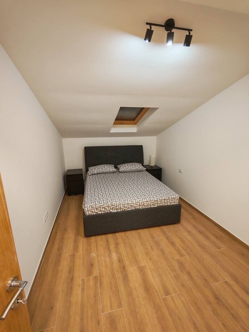 Three-Room Apartment with Parking in Vozdovac photo 8 of 8