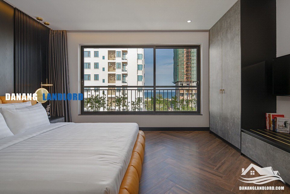 Modern 2-Bedroom Apartment Near Pham Van Dong Beach photo 5 of 8
