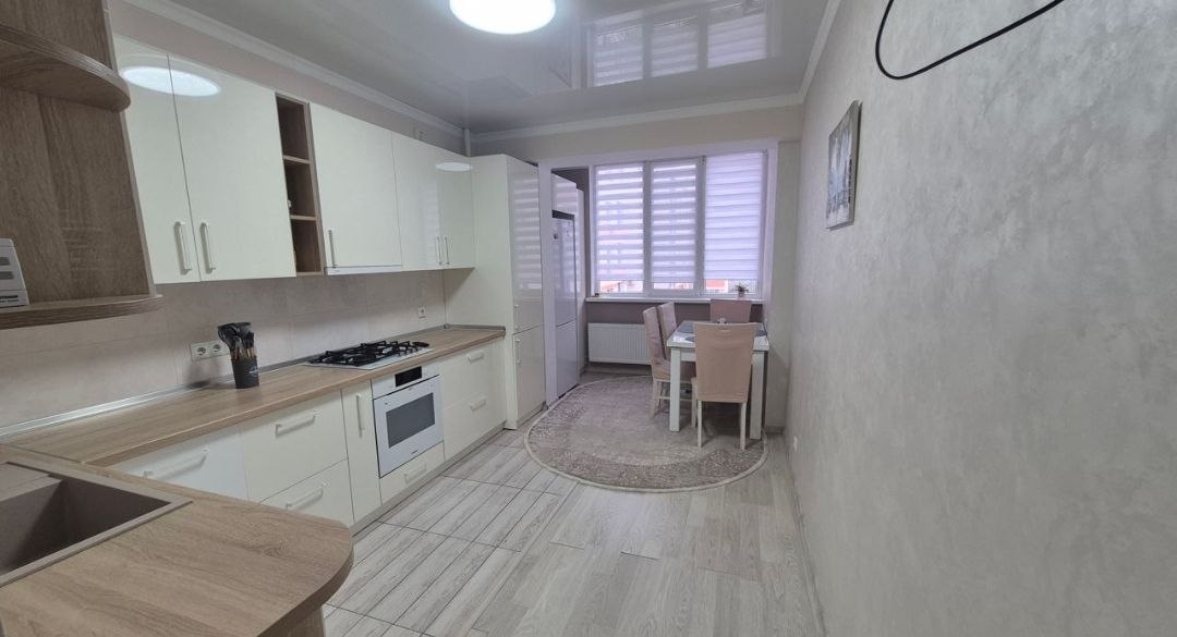 Two-Bedroom Apartment in Telecentru photo 4 of 8