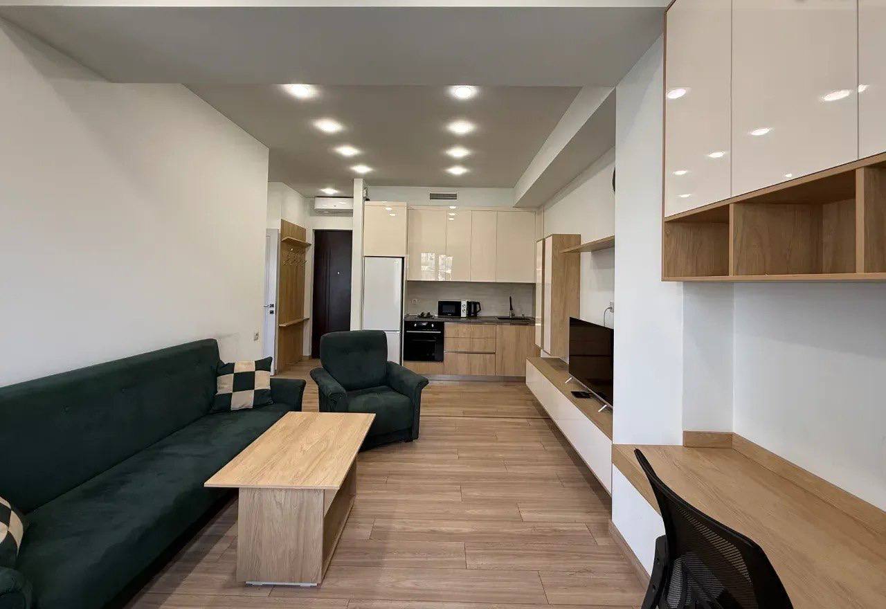 Furnished 2-Room Apartment in Kentron photo 3 of 8