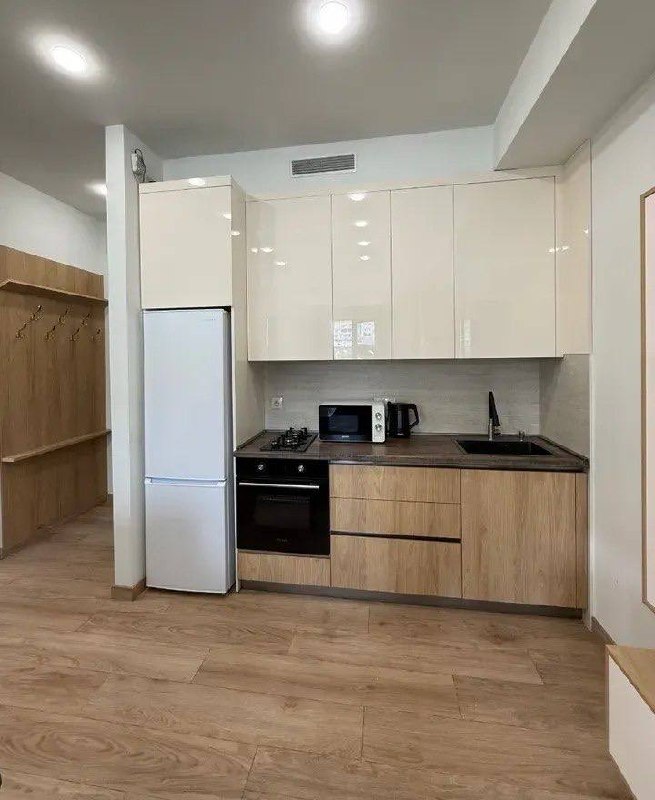 Furnished 2-Room Apartment in Kentron photo 4 of 8