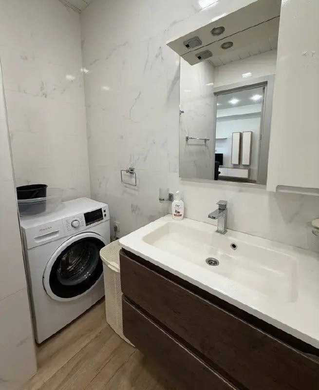 Furnished 2-Room Apartment in Kentron photo 8 of 8