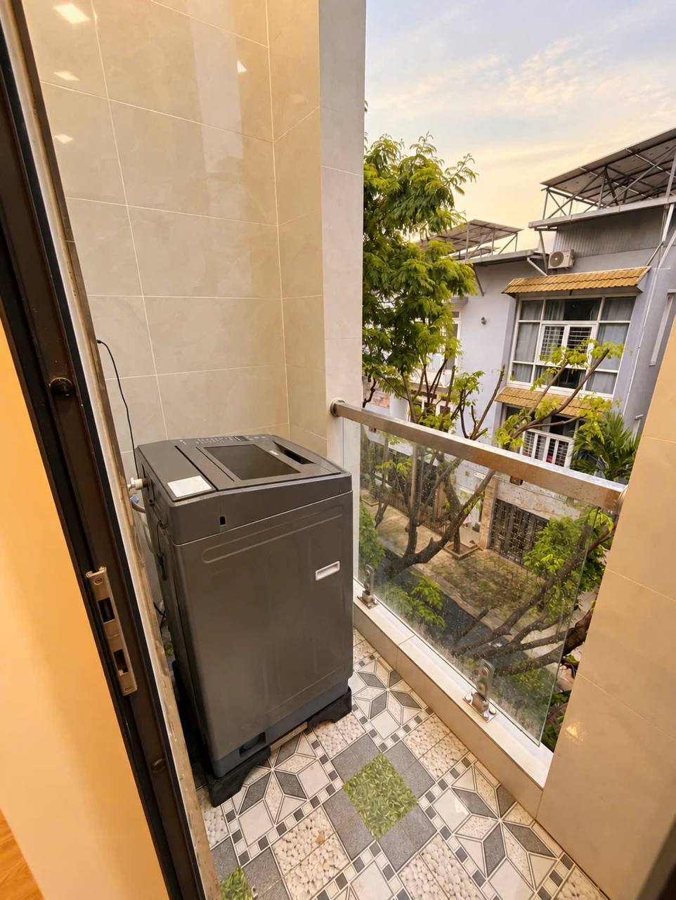 1BR Apartment in My An photo 2 of 7