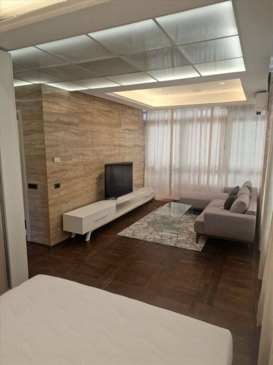 Furnished studio apartment in Savski Venac photo 2 of 8
