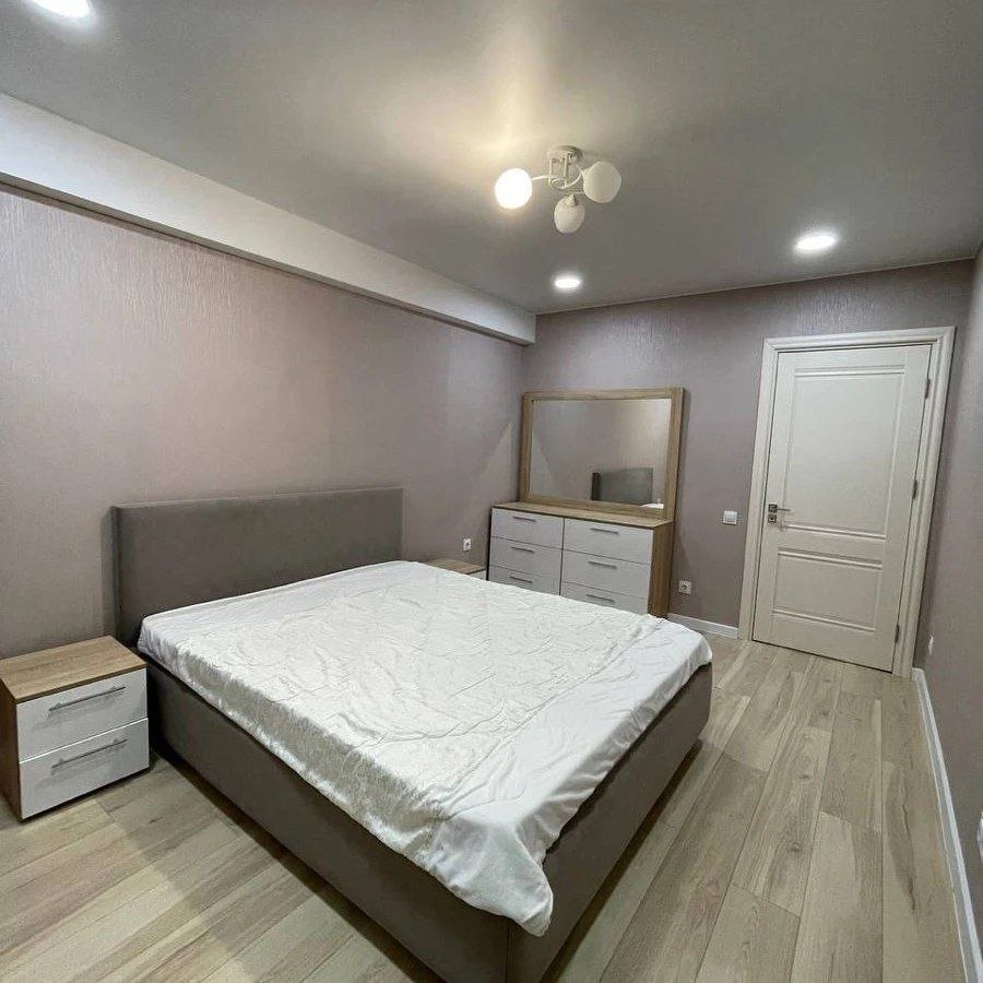 Two-Bedroom Apartment in Chisinau City Centre photo 2 of 8