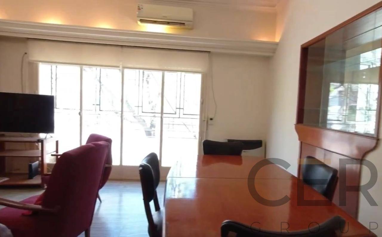 4-Room Apartment with 3 Bedrooms in Parque Chas photo 2 of 8