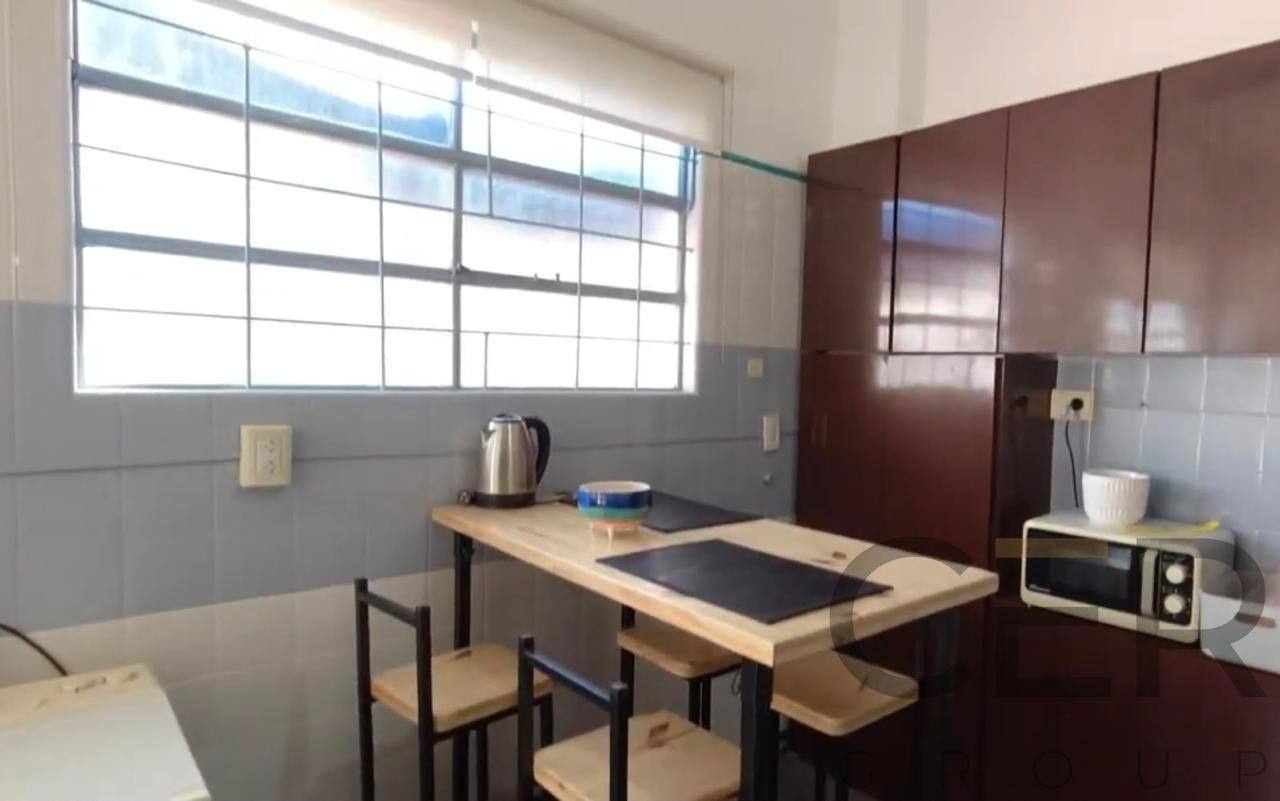 4-Room Apartment with 3 Bedrooms in Parque Chas photo 6 of 8