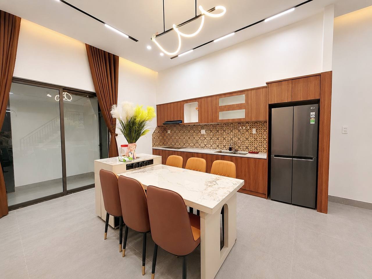 Three-Bedroom House in Hoa Xuan photo 3 of 8
