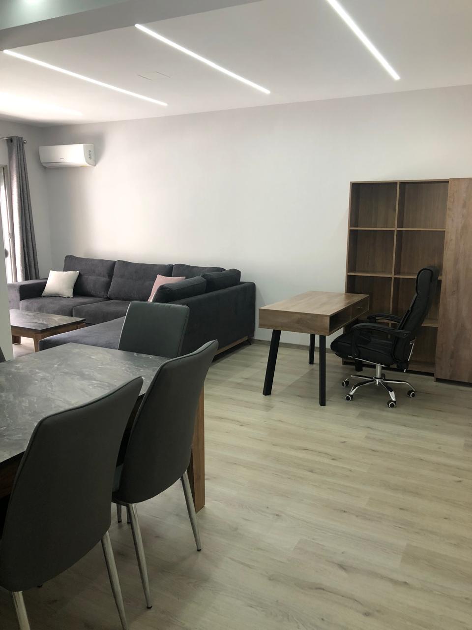 Renovated Two-Bedroom Apartment in Neapolis photo 1 of 4