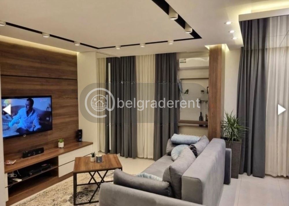One-Room Apartment in Novi Beograd photo 2 of 6