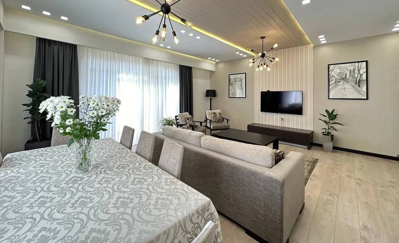 4-Room Apartment in a New Development photo 2 of 8