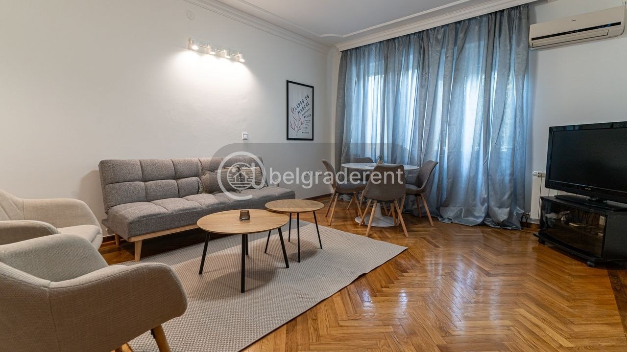 3-Room Apartment in Stari Grad photo 1 of 8