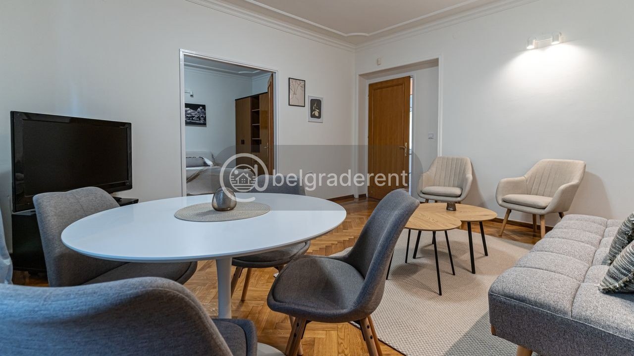 3-Room Apartment in Stari Grad photo 2 of 8