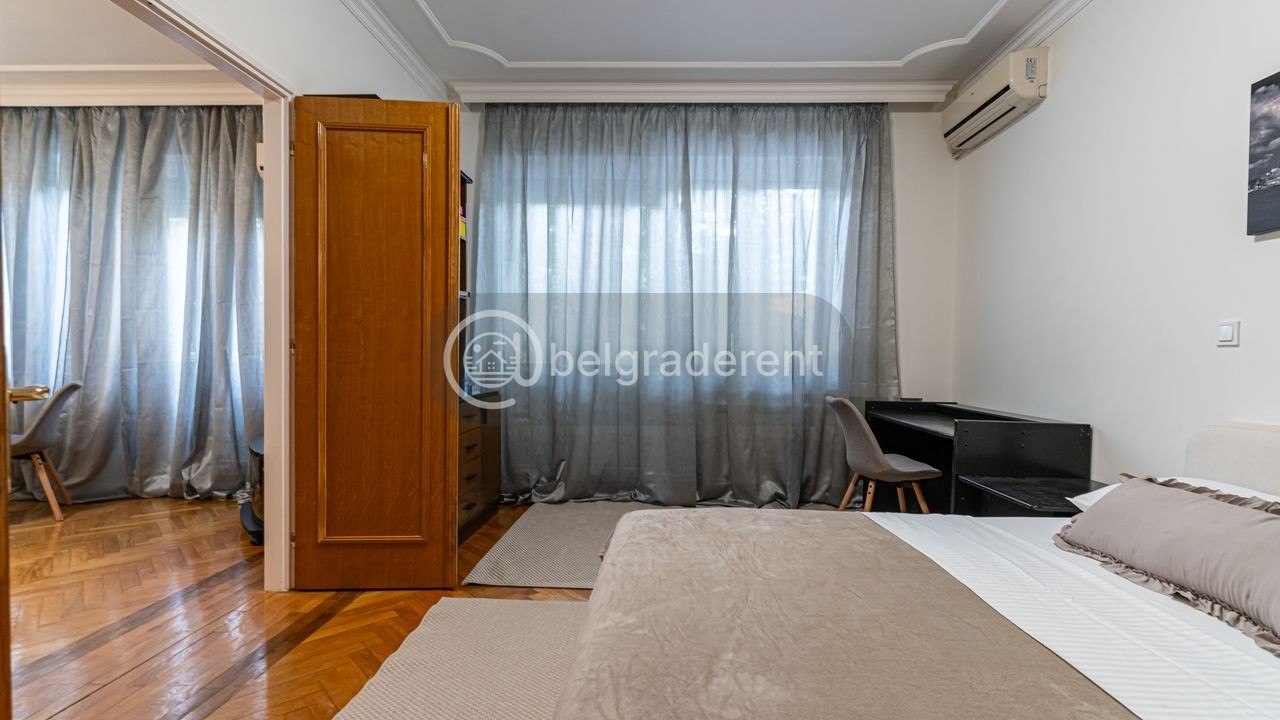 3-Room Apartment in Stari Grad photo 4 of 8