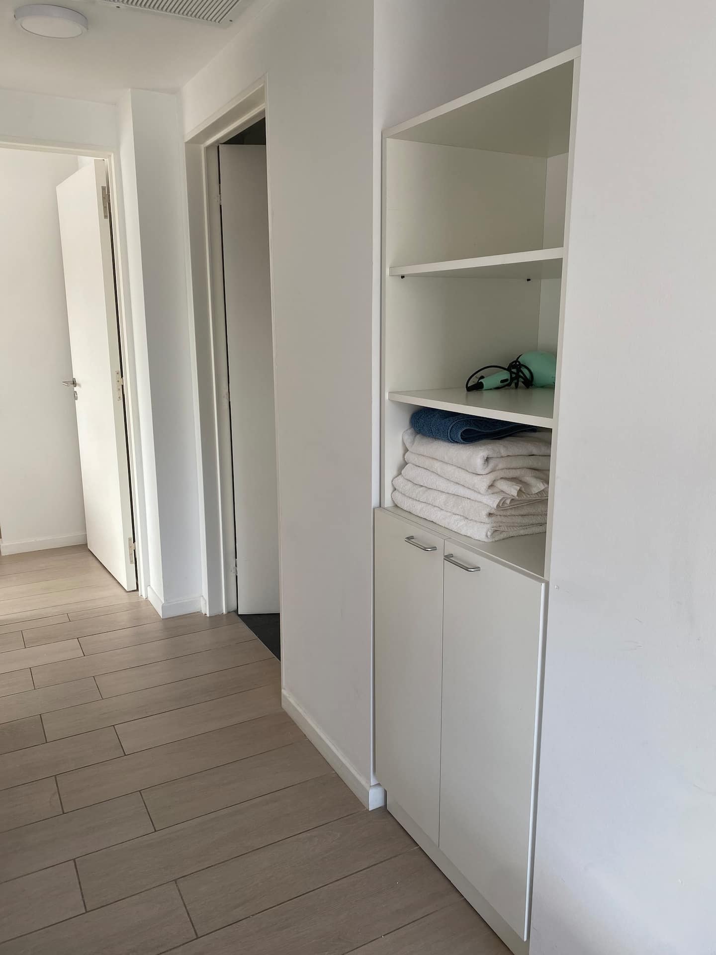 Two-Bedroom Apartment in Almagro photo 8 of 8