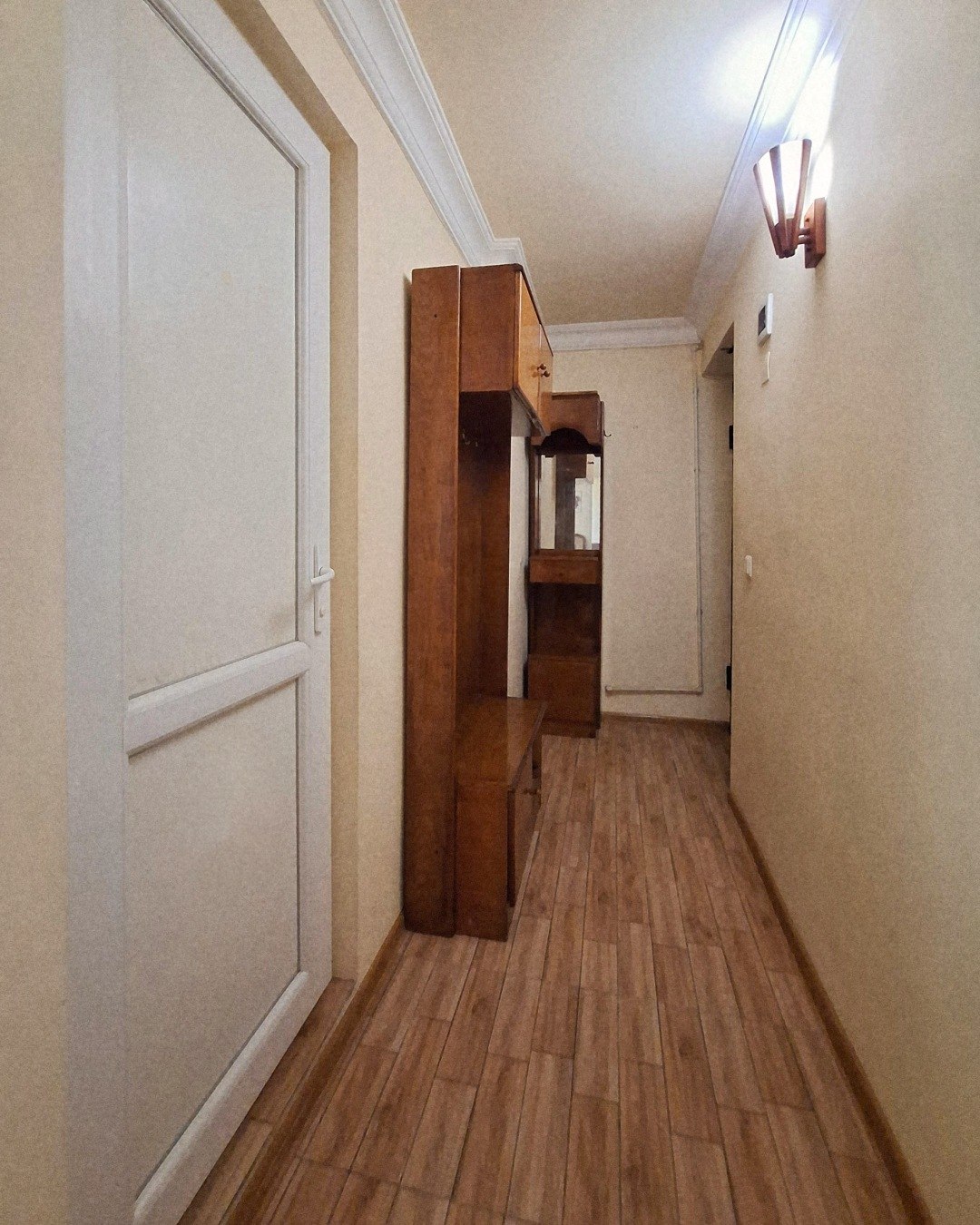 One-Bedroom Apartment Near 6 May Park photo 6 of 7