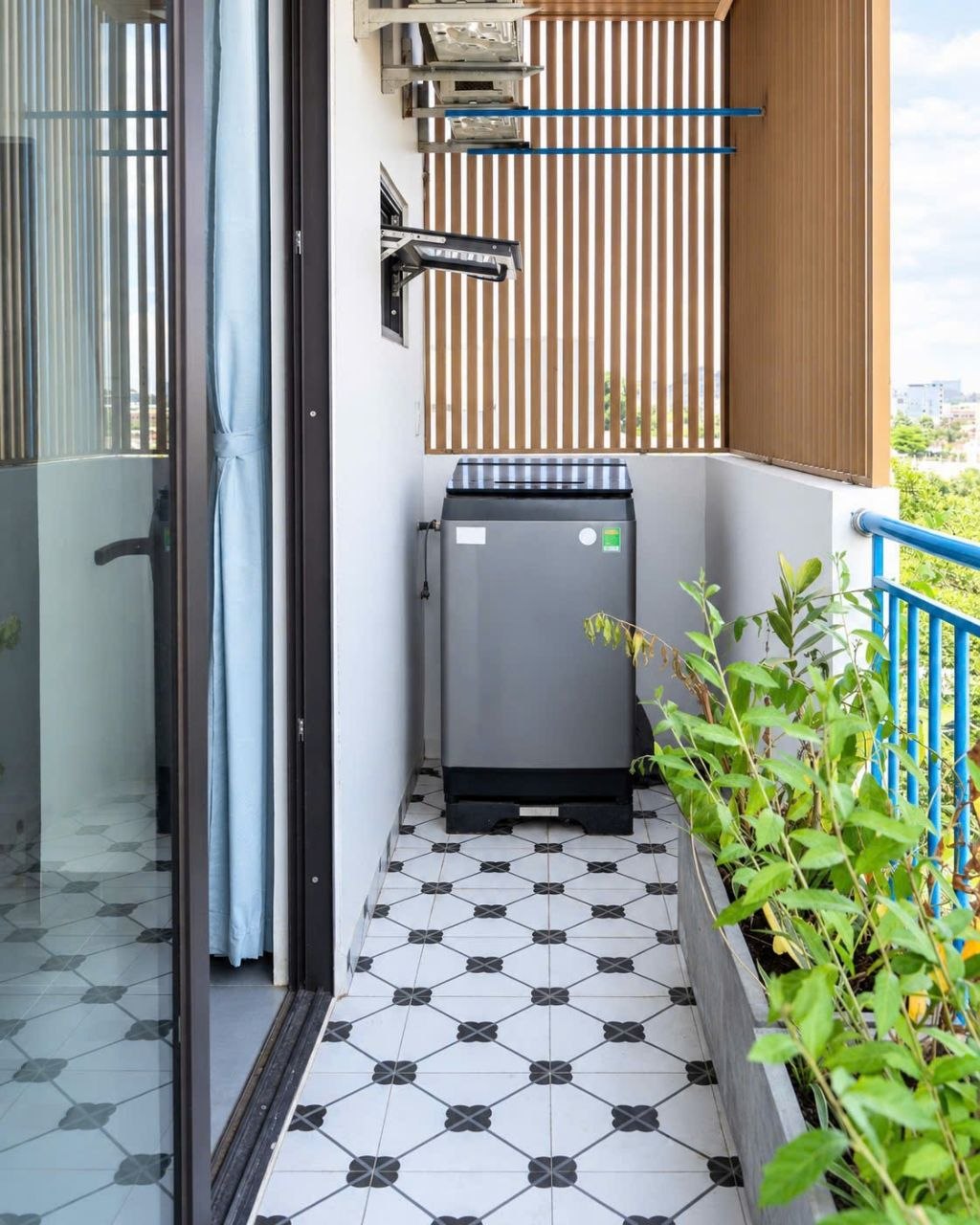 Furnished 1-Bedroom Apartment in Ngu Hanh Son photo 1 of 8
