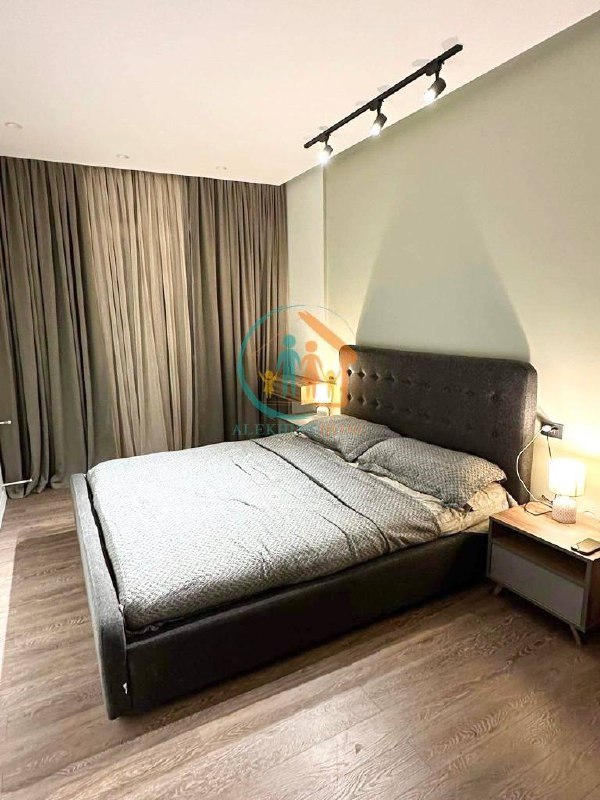 Sea-Adjacent 2-Bedroom Apartment in Batumi photo 4 of 6